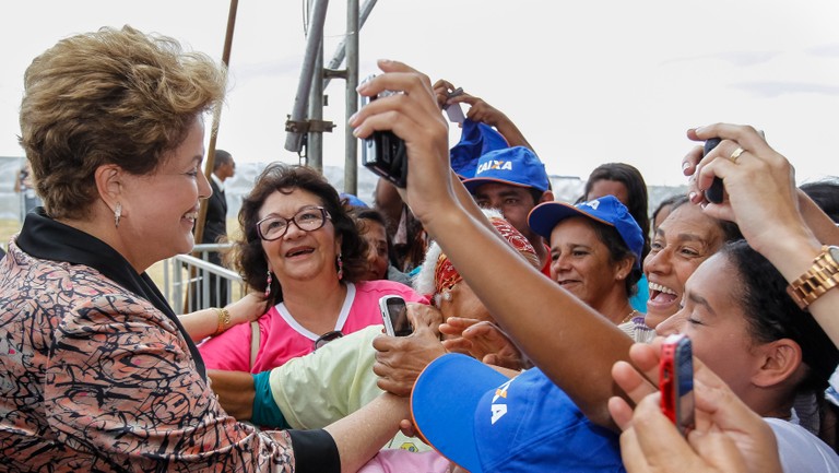 Cerimônia de entrega de 1.740 unidades habitacionais dos Residenciais Acácia, Ipê, Pau Brasil e Jequibitá