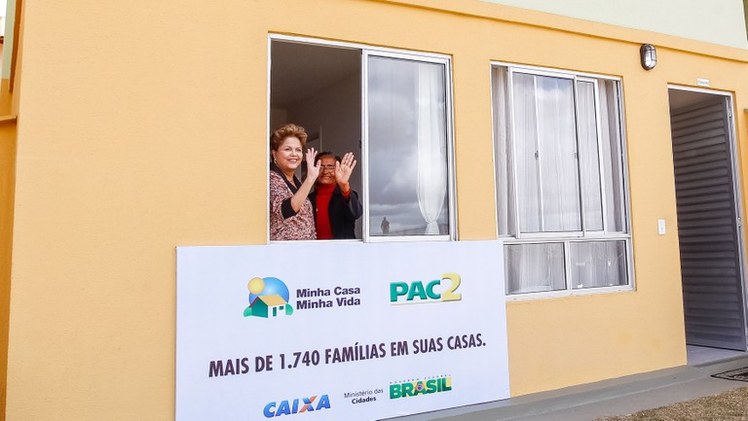 Cerimônia de entrega de 1.740 unidades habitacionais dos Residenciais Acácia, Ipê, Pau Brasil e Jequibitá