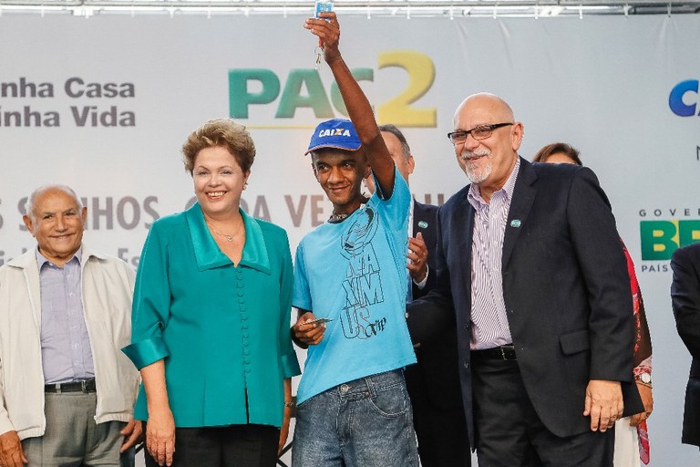 Cerimônia de entrega de 1.788 unidades habitacionais do Residencial Costa Esmeralda I, II, III e IV - 04