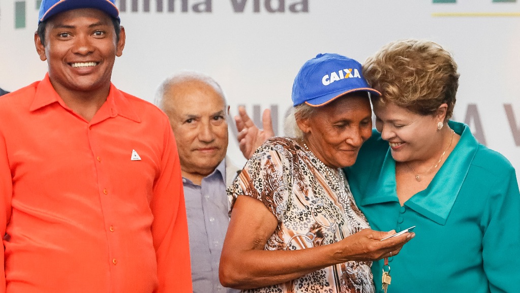 Cerimônia de entrega de 1.788 unidades habitacionais do Residencial Costa Esmeralda I, II, III e IV - 05