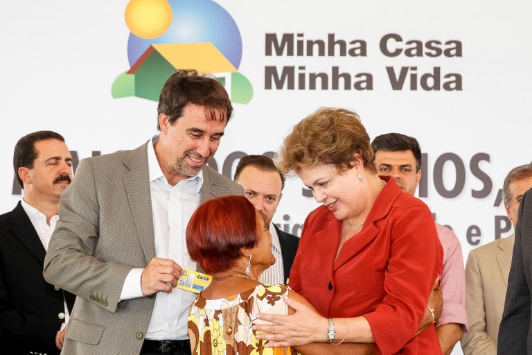 Cerimônia de entrega de 2.508 unidades habitacionais dos Parques Residenciais da Lealdade e da Amizade, do Programa Minha Casa Minha Vida - 09