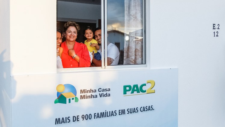 Cerimônia de entrega de 982 unidades habitacionais dos Conjuntos Esplanada da Rosápolis I e Caminho Rosápolis A e B, do Programa Minha Casa, Minha Vida - 01