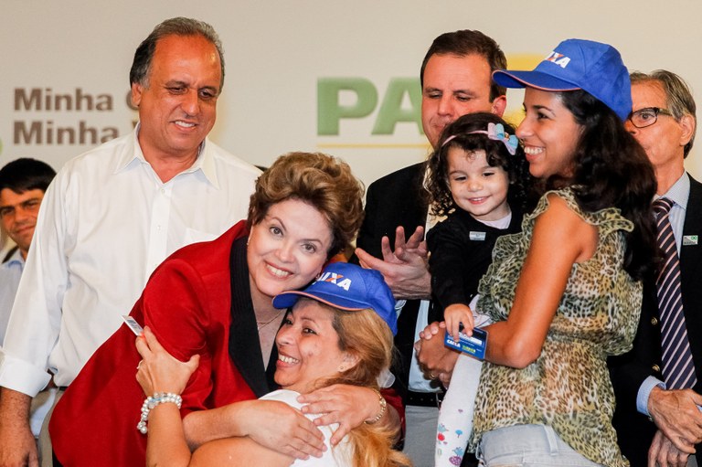 Entrega de 998 unidades habitacionais dos Residenciais Zé Keti e Ismael Silva - 05