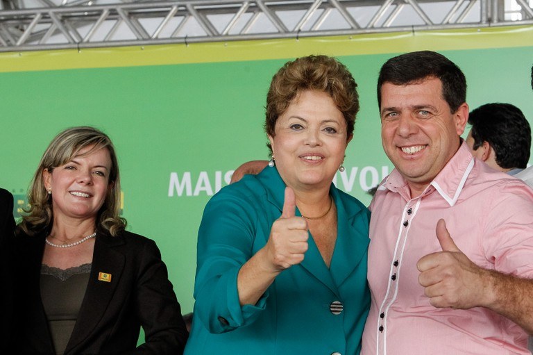 Entrega de máquinas e de assinatura de ordens de serviço da BR-158/PR, trecho Campo Mourão-Palmital, e da BR-487/PR, trecho Nova Brasília-Tuneiras do Oeste - 05