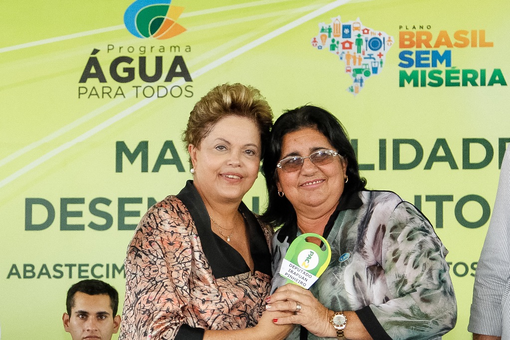 Cerimônia de entrega de máquinas para municípios do Ceará e inauguração do trecho V do Eixão das Águas - 02