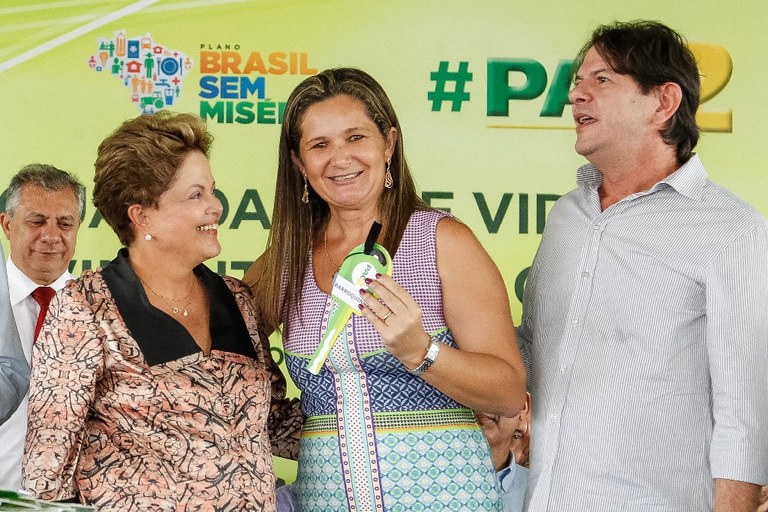 Cerimônia de entrega de máquinas para municípios do Ceará e inauguração do trecho V do Eixão das Águas - 03