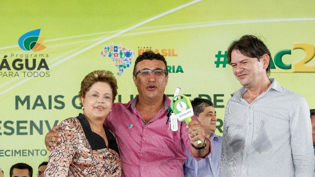 Cerimônia de entrega de máquinas para municípios do Ceará e inauguração do trecho V do Eixão das Águas - 05