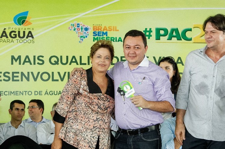 Cerimônia de entrega de máquinas para municípios do Ceará e inauguração do trecho V do Eixão das Águas - 06