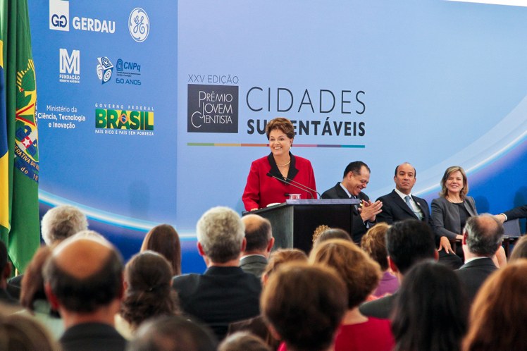 Prêmio Jovem Cientista 04
