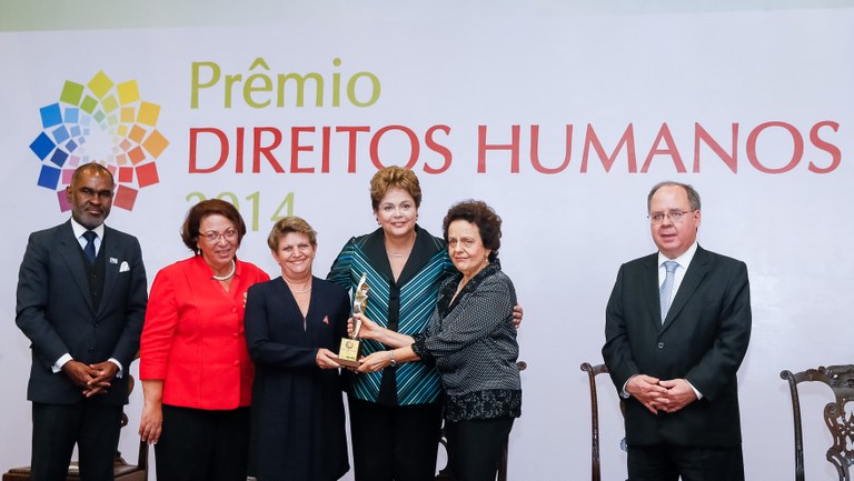 Cerimônia de Entrega do Prêmio Direitos Humanos 2014 - 15 Cerimônia de Entrega do Prêmio Direitos Humanos 2014 - 15