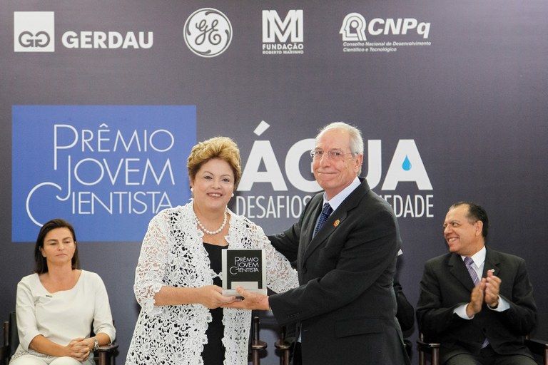 Cerimônia de entrega do XXVII Prêmio Jovem Cientista 2013 - 05