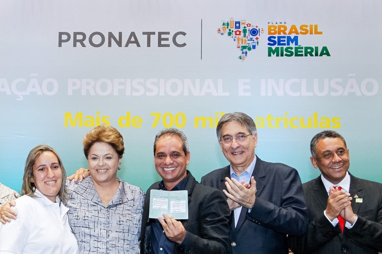 Cerimônia de formatura de 2.530 alunos do Programa Nacional de Acesso ao Ensino Técnico e Emprego (PRONATEC-Brasil Sem Miséria) - 06