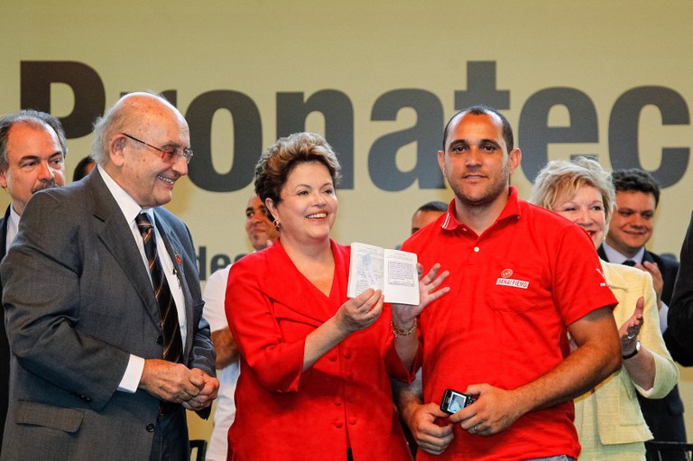 Cerimônia de Formatura de 2583 Alunos do Programa Nacional de Acesso ao Ensino Técnico e Emprego (PRONATEC)