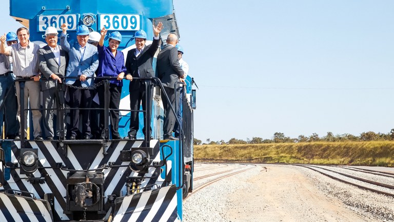 Cerimônia de inauguração da Ferrovia Norte-Sul, trecho Anápolis-Palmas - 01