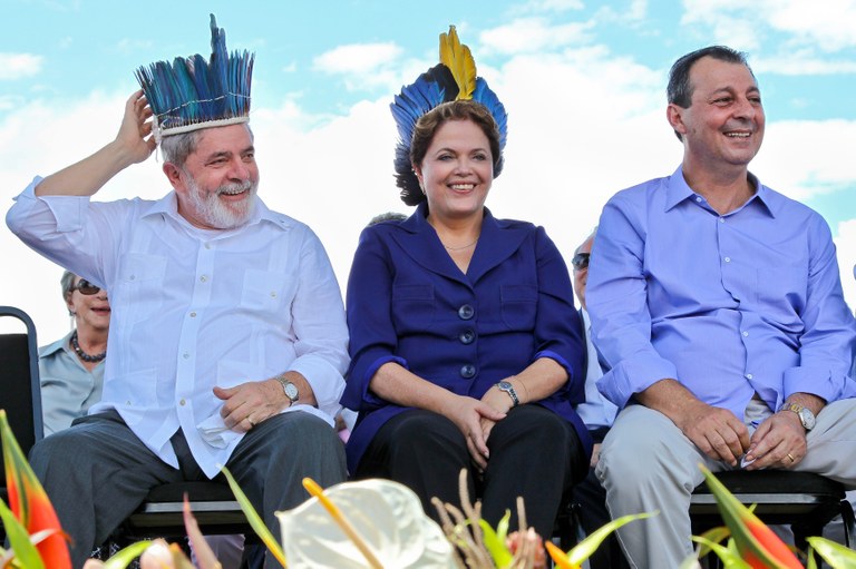 Ponte sobre o Rio Negro 2