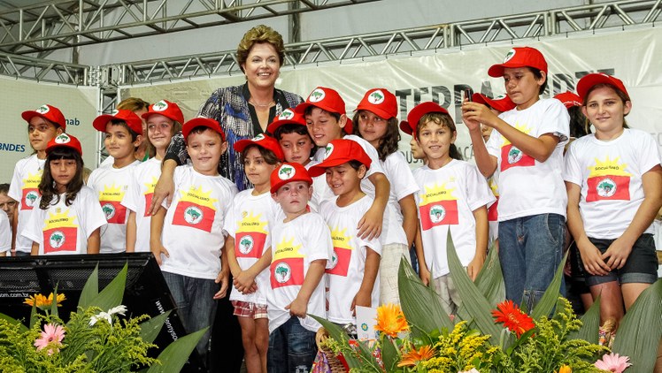 Cerimônia de inauguração de Unidade Industrial de Beneficiamento de Leite e Derivados e de lançamento de investimentos em assentamentos