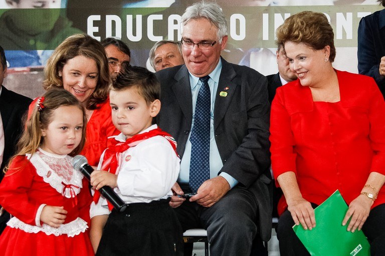Cerimônia de inauguração de Unidades de Educação Infantil