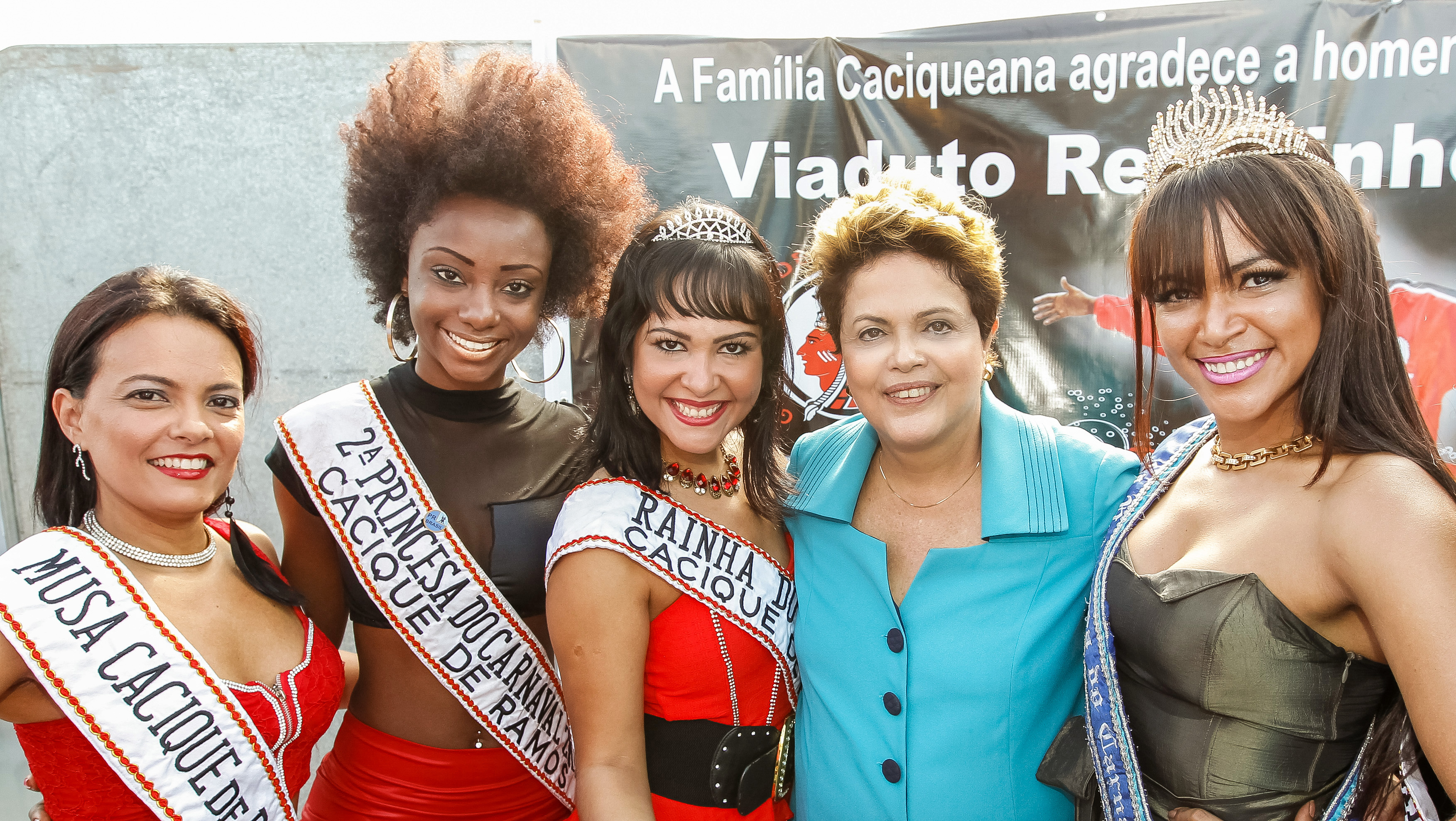 Cerimônia de inauguração do BRT Transcarioca