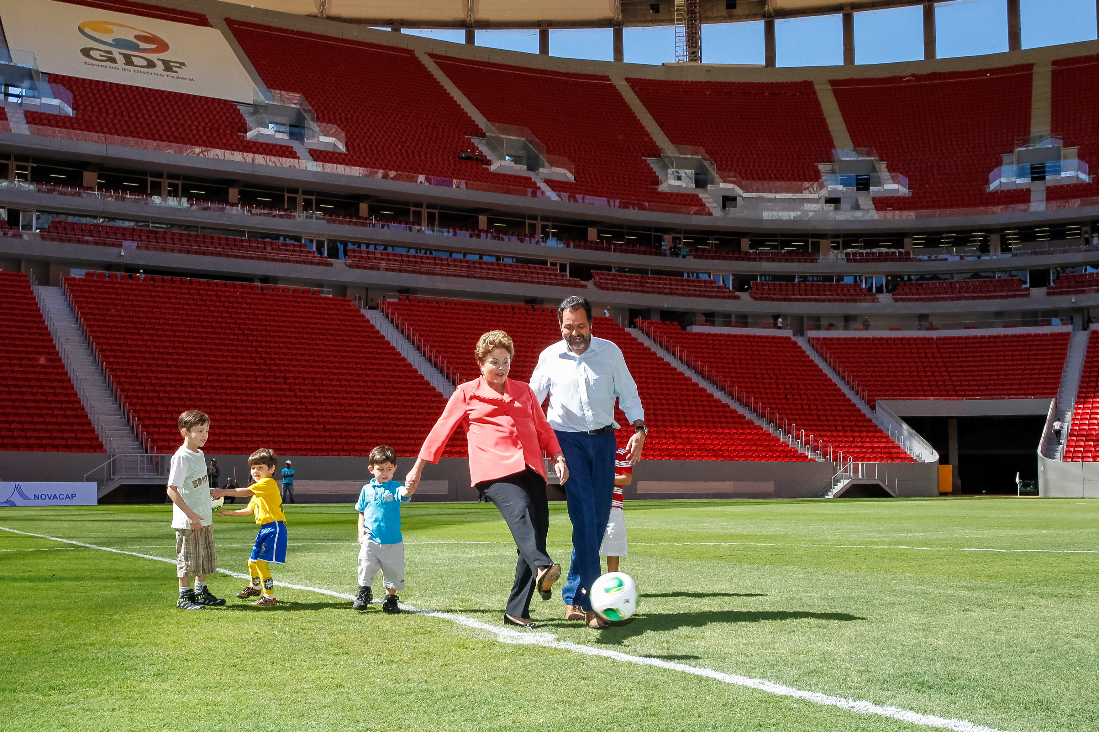Cerimônia de inauguração do Estádio Nacional de Brasília Mané Garrincha - 02