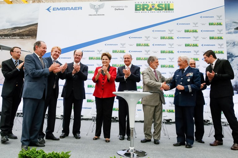 Cerimônia de inauguração do hangar da futura linha de montagem da aeronave KC-390 - 03