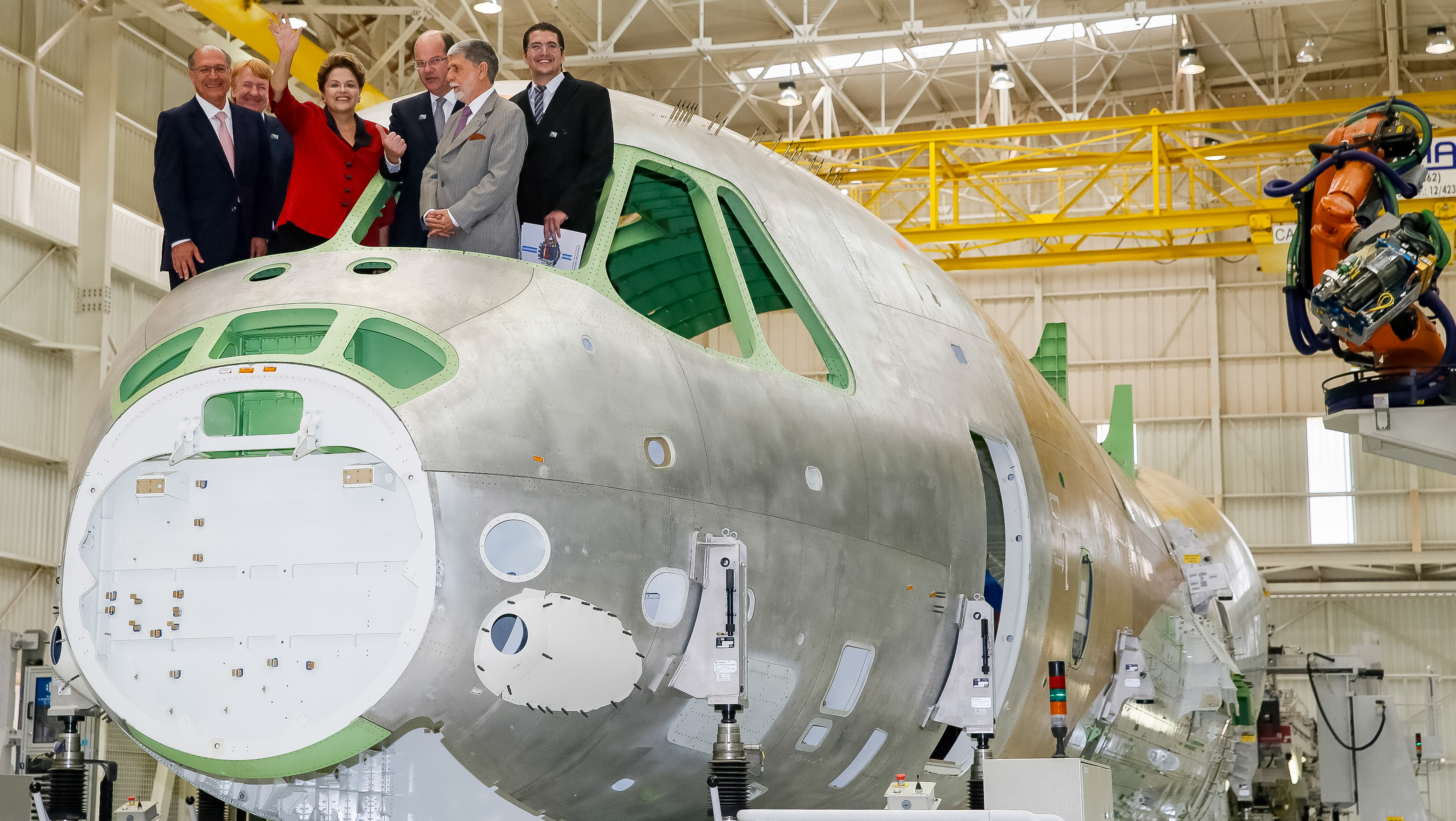 Cerimônia de inauguração do hangar da futura linha de montagem da aeronave KC-390 - 02