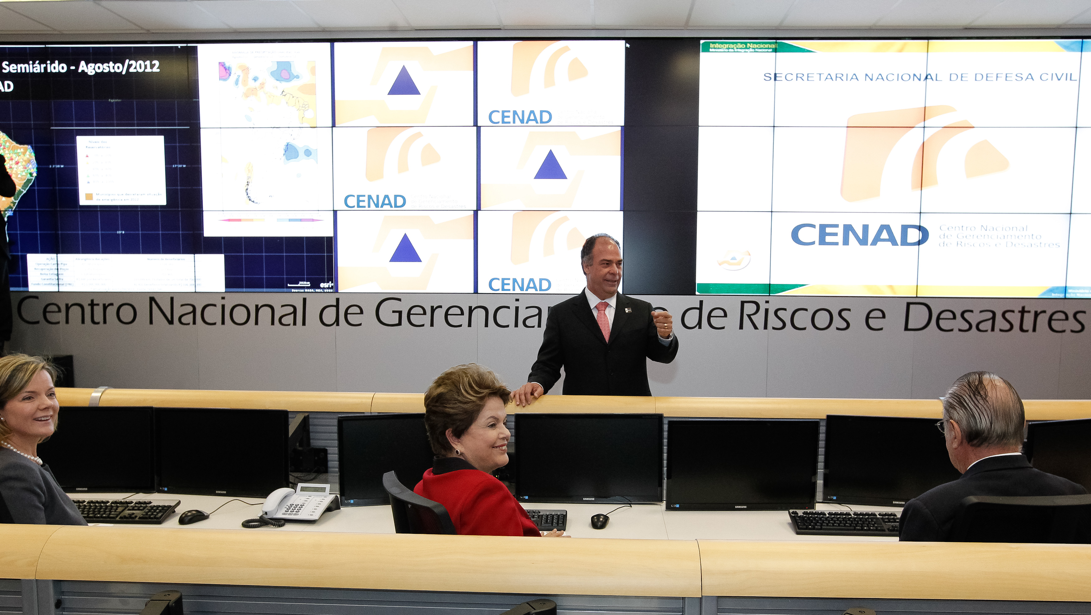 Cerimônia de lançamento do Plano Nacional de Gestão de Risco e Resposta a Desastres Naturais e inauguração das novas instalações do Cenad - 02