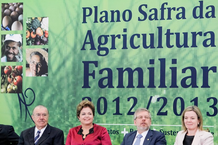 Cerimônia de lançamento do Plano Safra da Agricultura Familiar 2012/2013 - 03