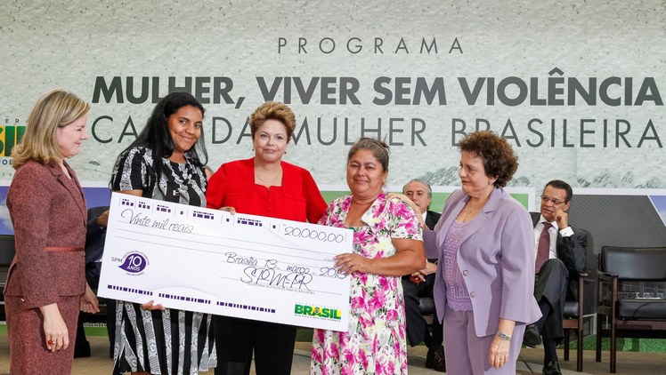 Cerimônia de lançamento do programa Mulher: Viver Sem Violência - 07