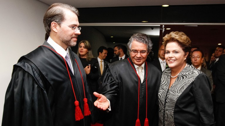 Cerimônia de posse do Ministro Dias Toffoli no cargo de Presidente do Tribunal Superior Eleitoral - 04