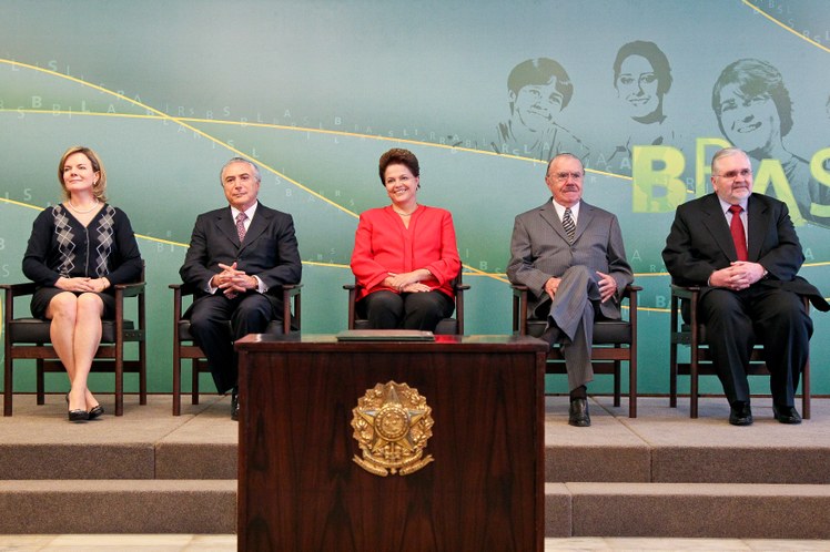 Dilma durante cerimônia de posse do procurador-geral da República, Roberto Gurgel