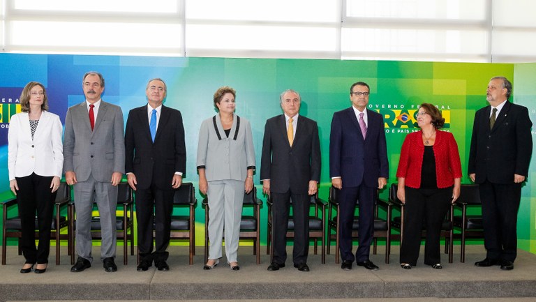 Cerimônia de posse dos novos ministros de Estado das Secretarias de Relações Institucionais e de Direitos Humanos da Presidência da República - 01 Cerimônia de posse dos novos ministros de Estado das Secretarias de Relações Institucionais e de Direitos Humanos da Presidência da República - 01