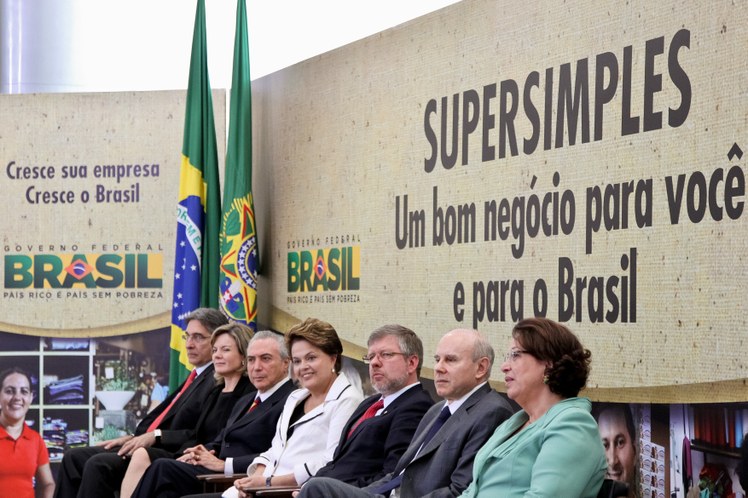 Cerimônia de sanção da lei que altera o Supersimples - 3