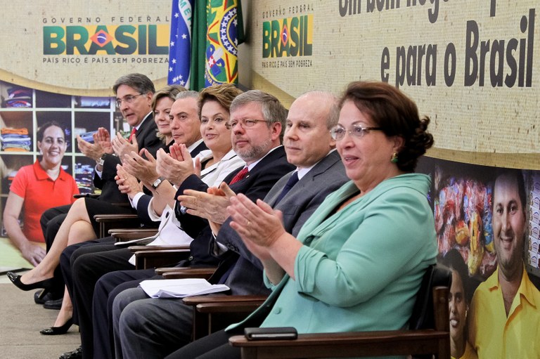 Cerimônia de sanção da lei que altera o Supersimples - 5