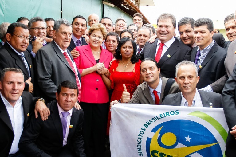 Cerimônia de sanção da MP 615