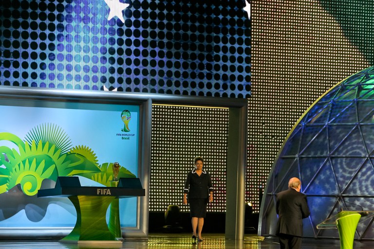 Dilma na cerimônia de sorteio preliminar da Copa do Mundo da Fifa Brasil 2014 - 3