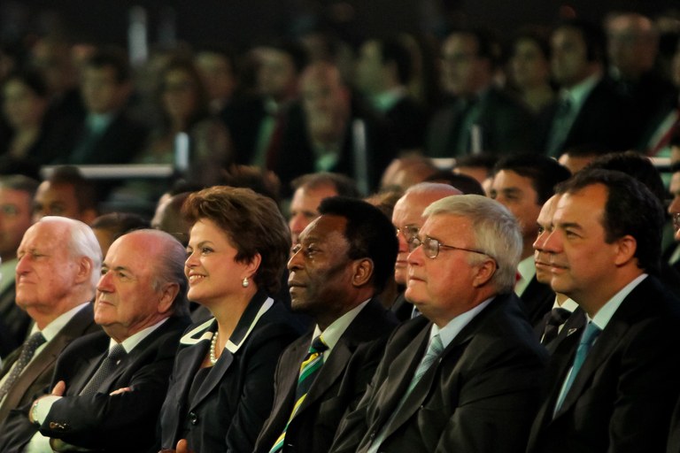 Dilma na cerimônia de sorteio preliminar da Copa do Mundo da Fifa Brasil 2014