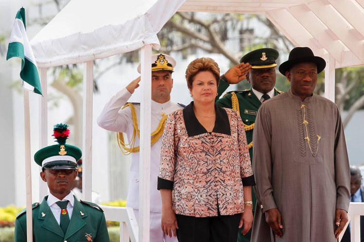 Cerimônia oficial de chegada a Abuja - 01
