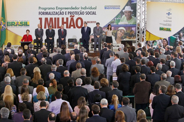 Dilma na cerimônia do empreendedor individual 2