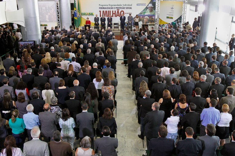 Dilma na cerimônia do empreendedor individual 1 Dilma na cerimônia do empreendedor individual 1