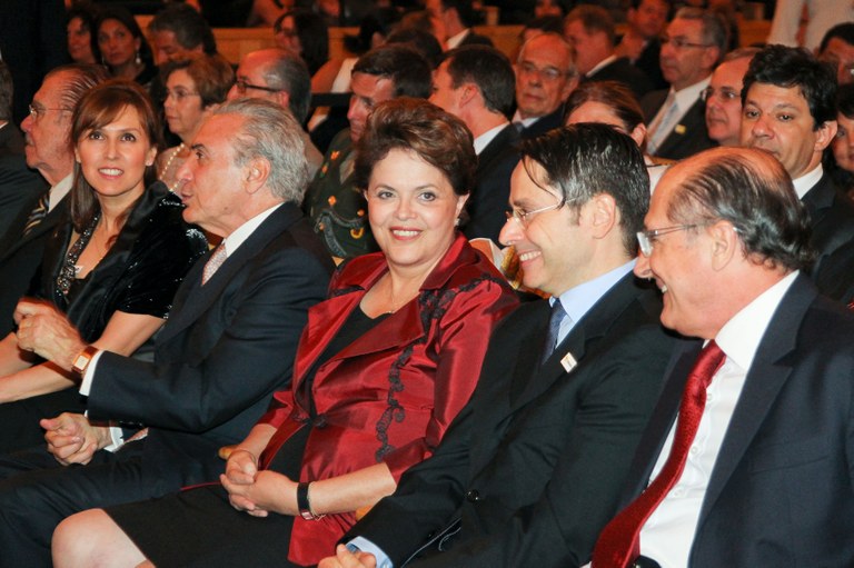 Presidenta Dilma e o vice-presidente Michel Temer durante comemoração 2