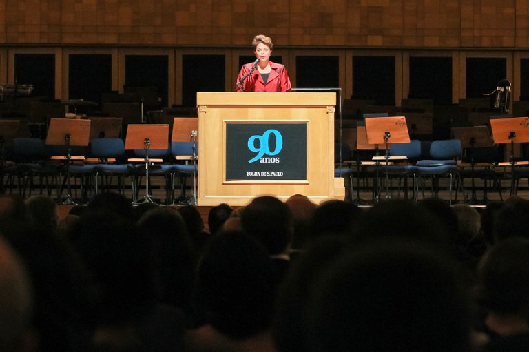 Presidenta Dilma discursa durante comemoração 3