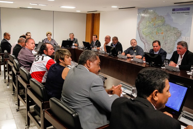 Comissão de representantes das Centrais Sindicais 02