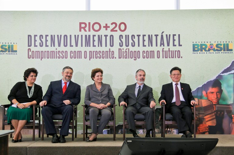 Presidenta Dilma durante cerimônia 