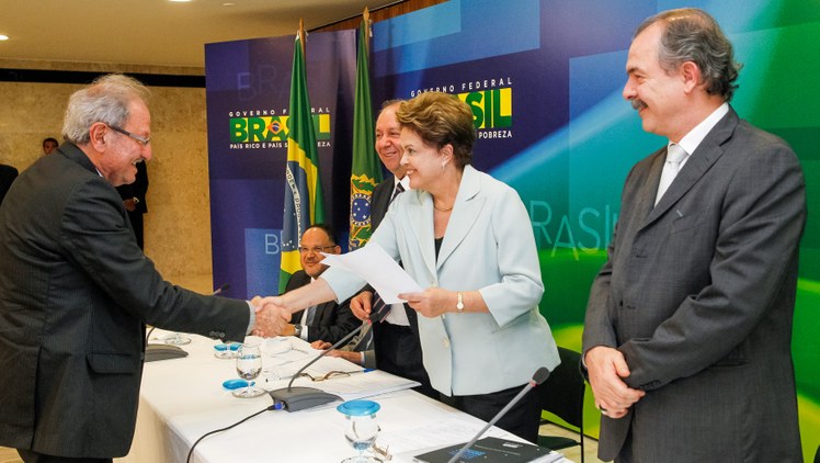 Conselho de Ciência e Tecnologia e Mobilização Empresarial pela Inovação (MEI) - 02