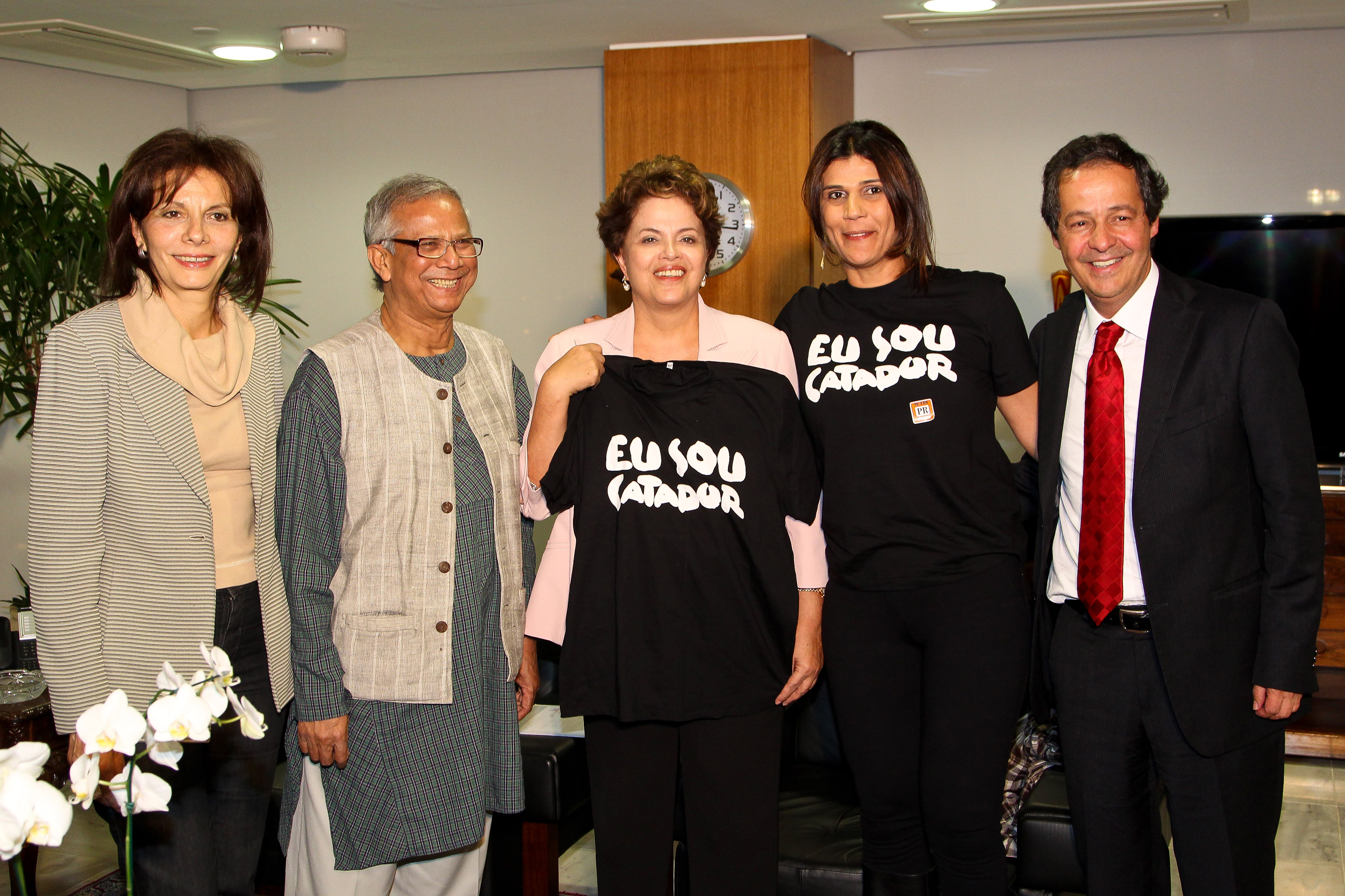 Dilma recebe o professor Muhammad Yunus 1