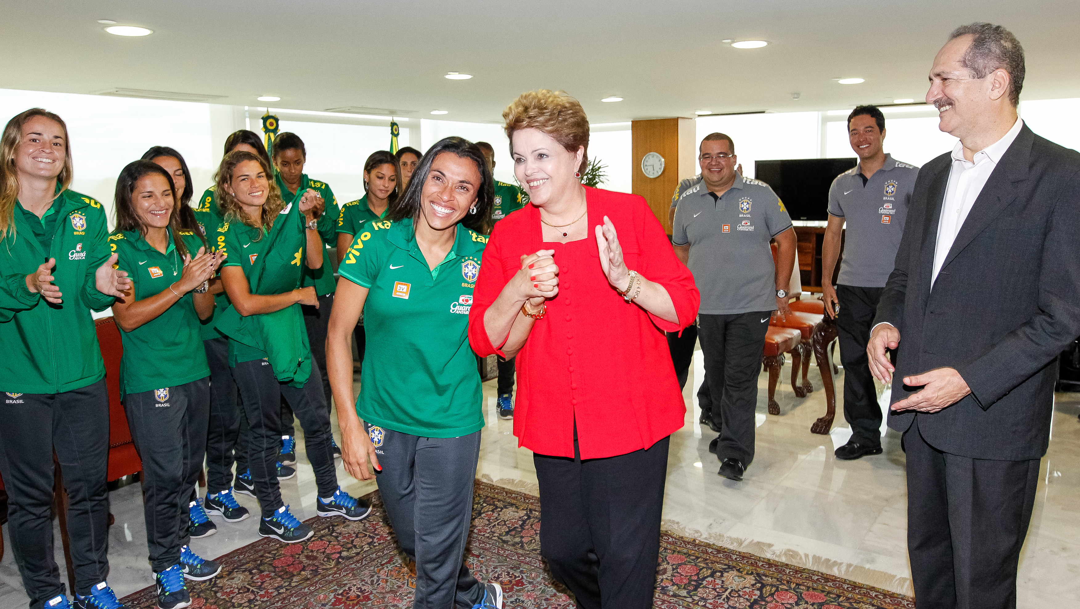Delegação Brasileira de Futebol Feminino - 03