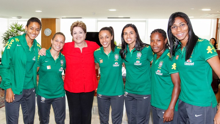 Delegação Brasileira de Futebol Feminino - 05