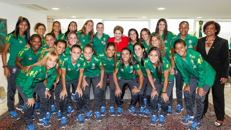 Delegação Brasileira de Futebol Feminino - 06
