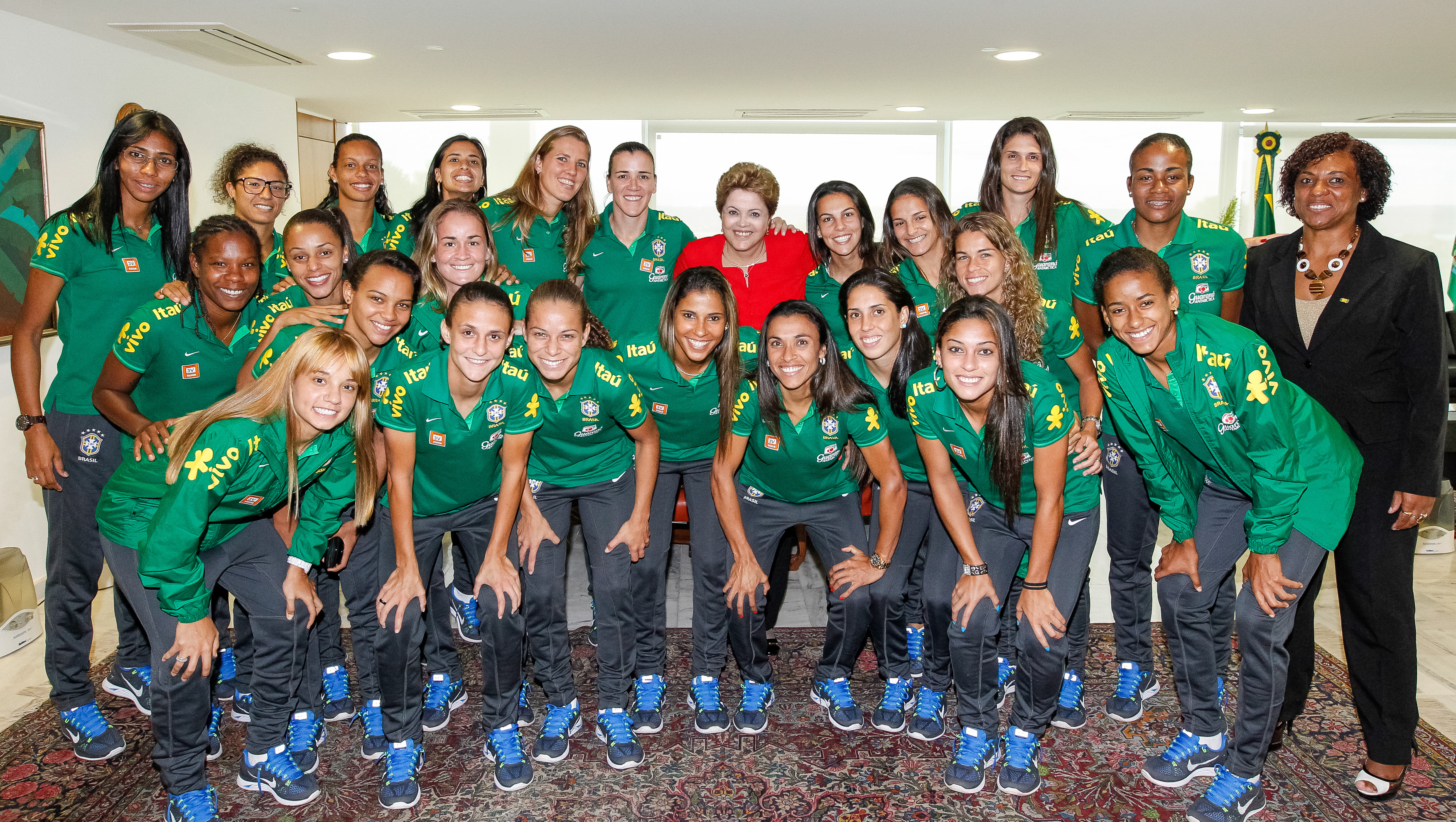 Delegação Brasileira de Futebol Feminino - 06