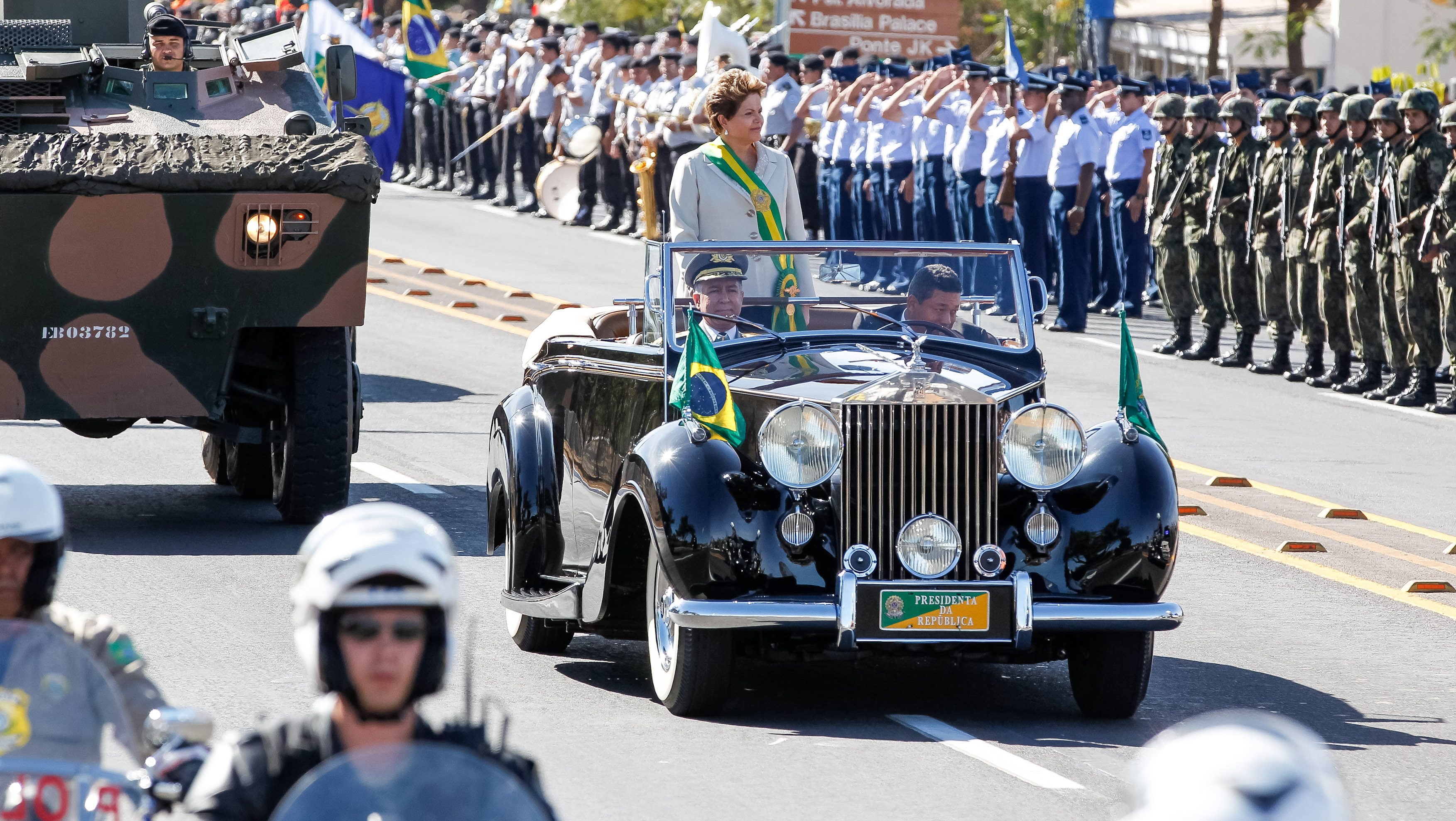 Desfile cívico-militar de 7 de Setembro - 1
